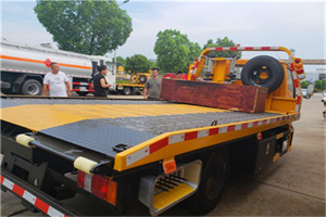 周村区附近拖车电话号码服务