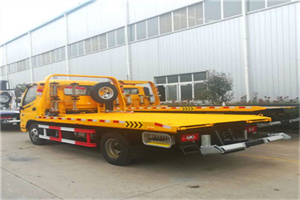 周村区附近拖车救援搭电