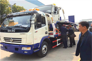 周村区汽车道路救援拖车价格